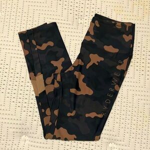 Like New Ryderwear High Waisted Camo Leggings